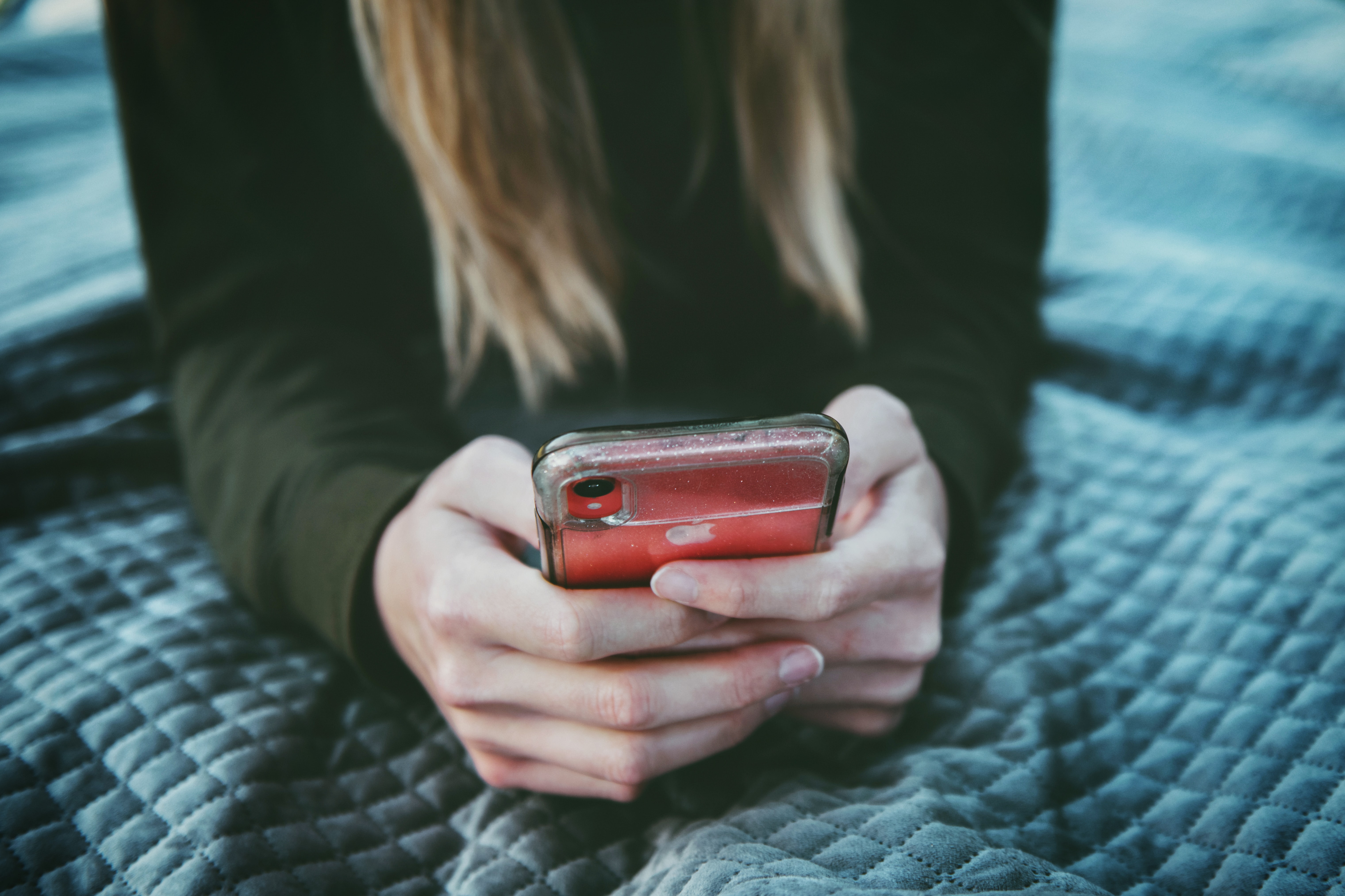 Smartphone keyboard texting